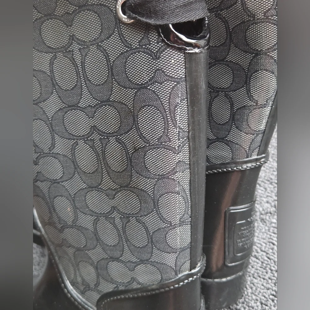 Coach Tristee Rain Boots. Size 9 - Picture 10 of 10